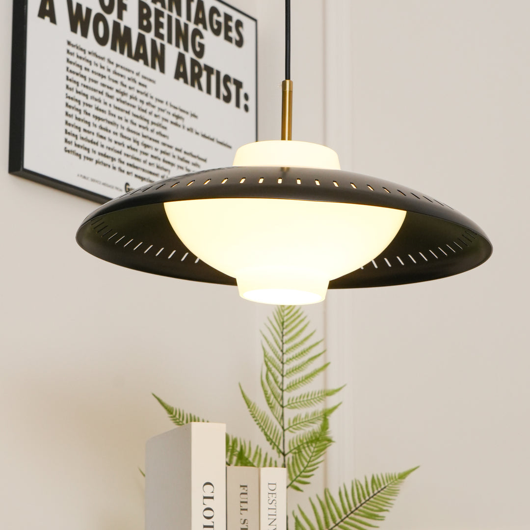 Alien Frisbee Pendant Lamp