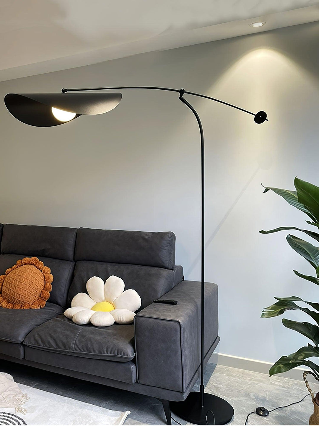 Alonso Floor Lamp - Vakkerlight