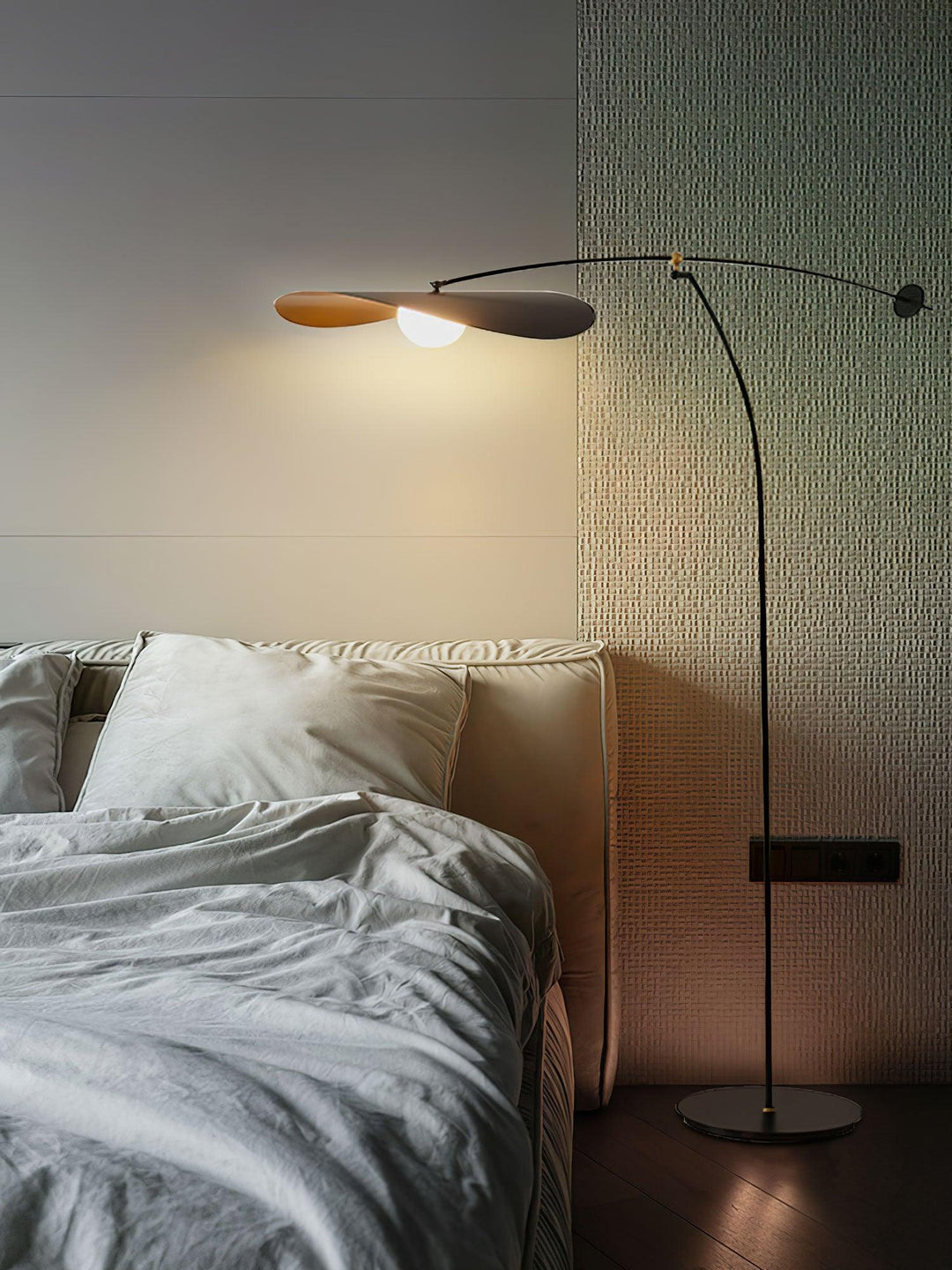 Alonso Floor Lamp - Vakkerlight