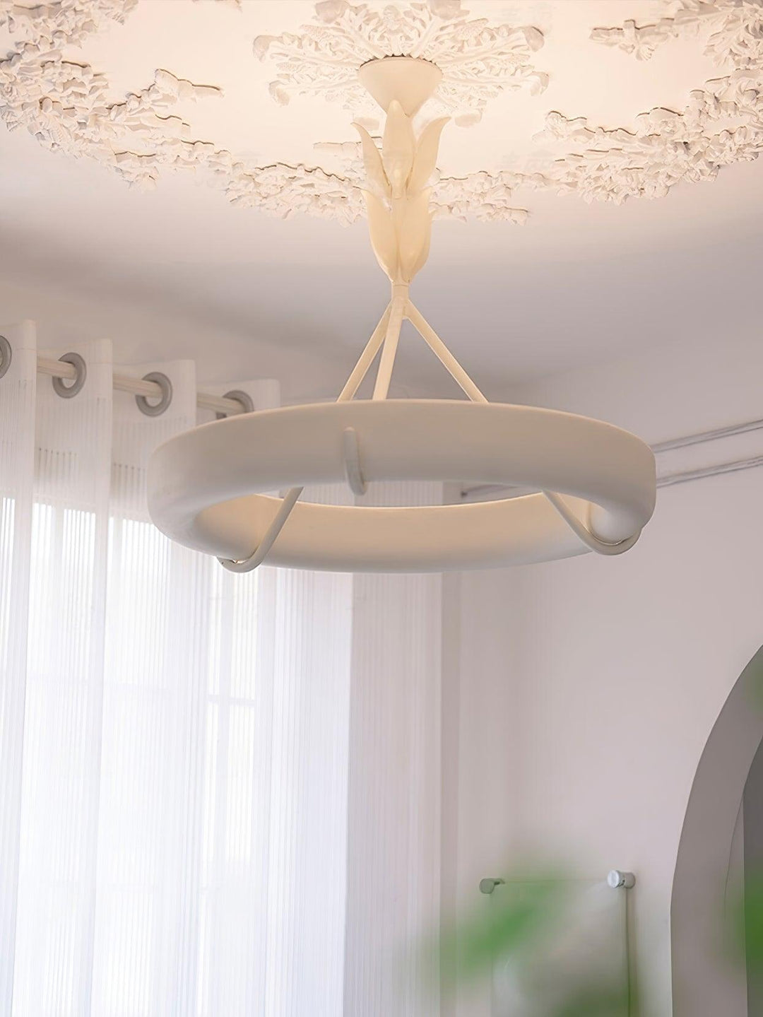 Tinsley Plaster Chandelier - Vakkerlight