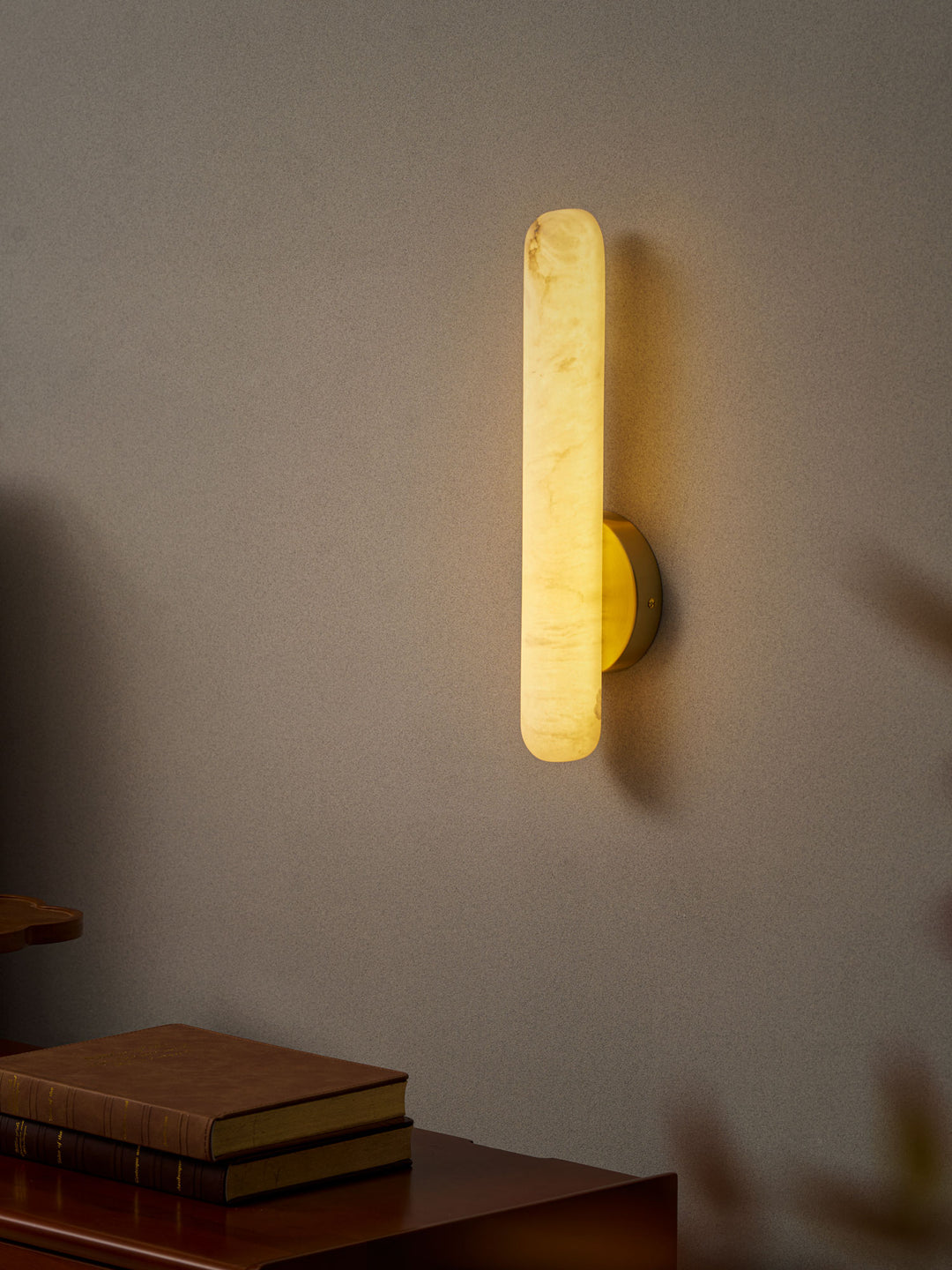 Alunari Alabaster Wall Sconce - Vakkerlight