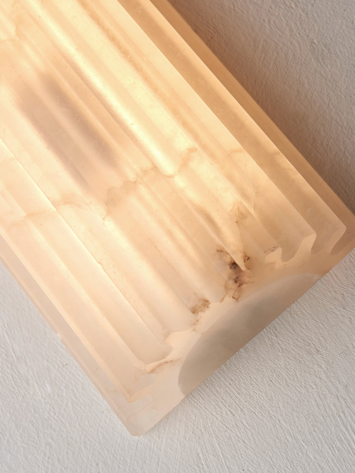 Alvia Alabaster Wall Light - Vakkerlight