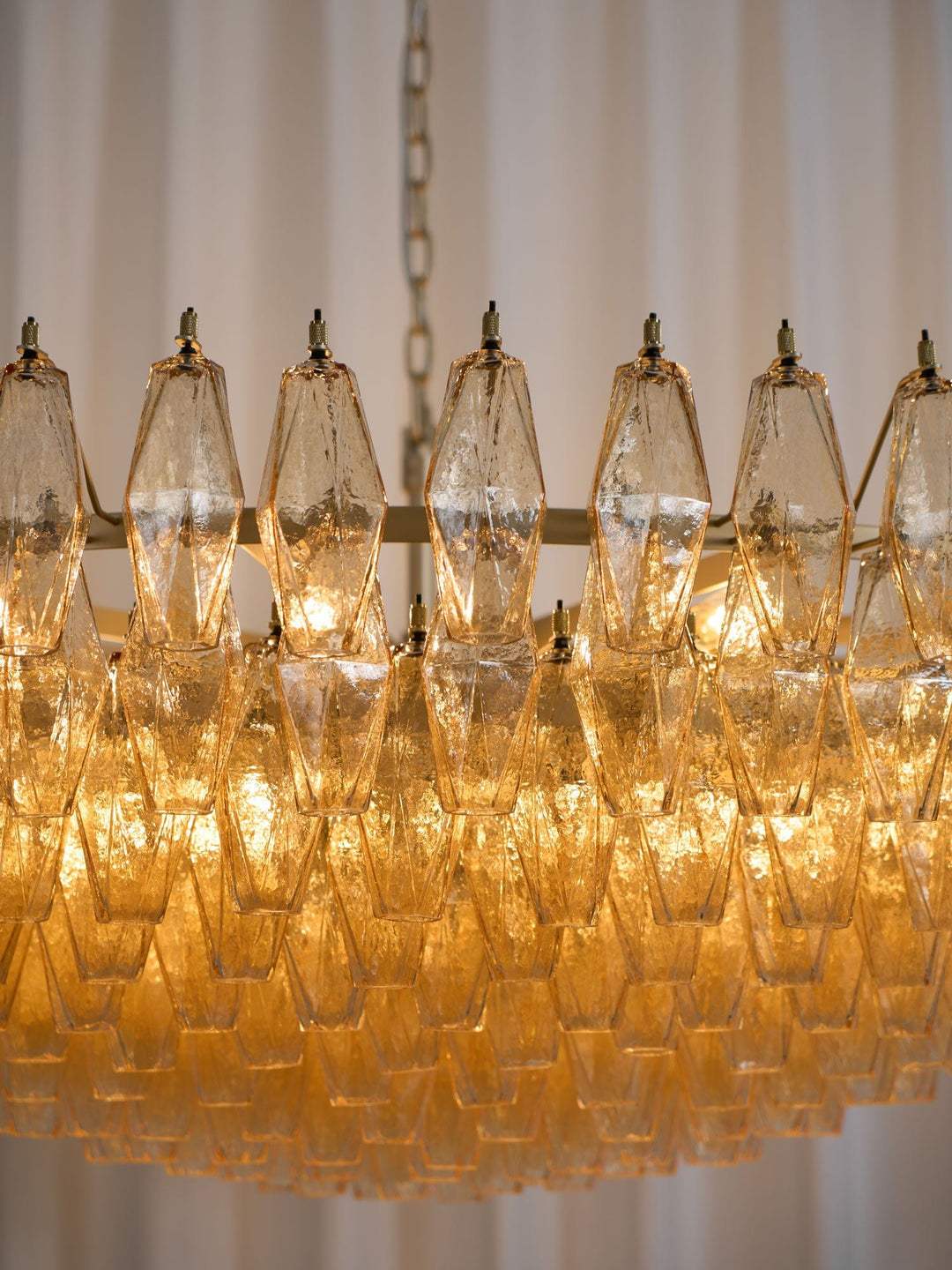 Amber Sorrento Chandelier - Vakkerlight