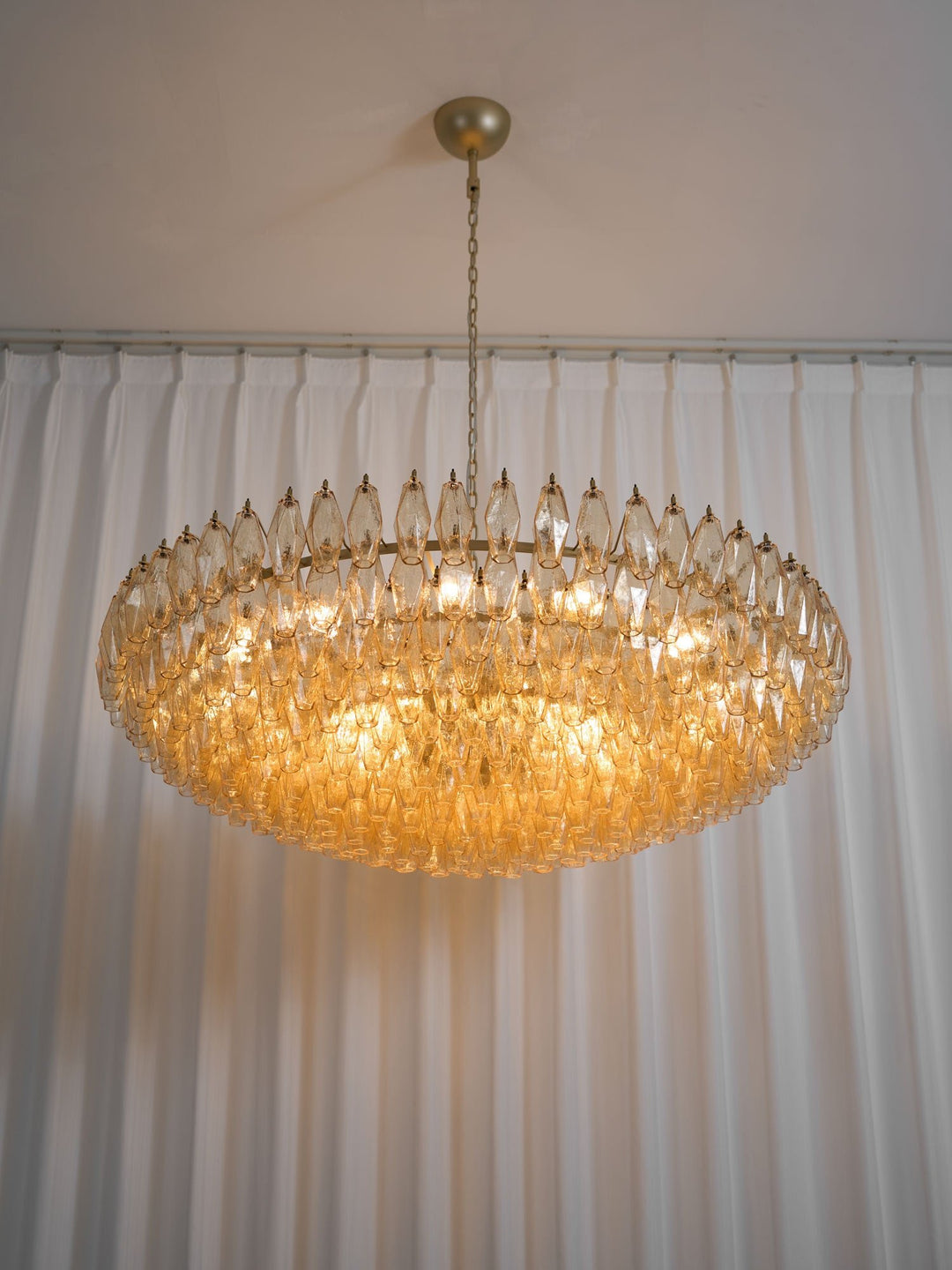 Amber Sorrento Chandelier - Vakkerlight