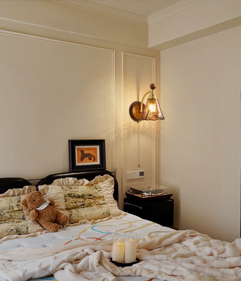 Amberveil Bloom Wall Lamp - Vakkerlight