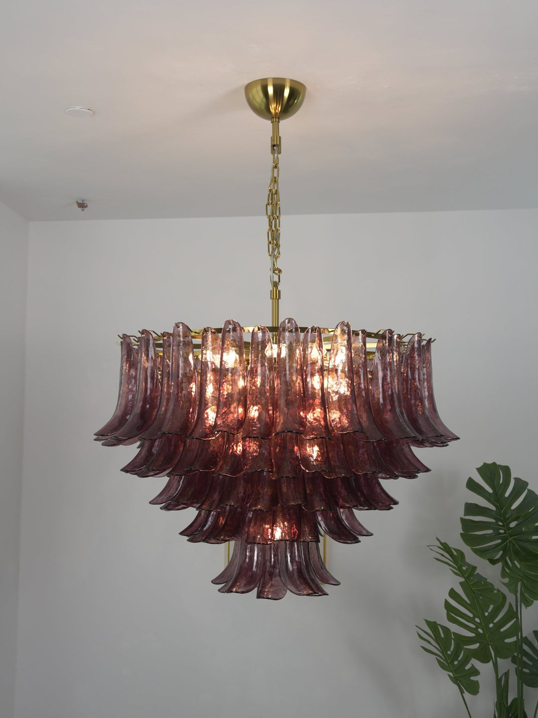 Amethyst Bloom Chandelier - Vakkerlight