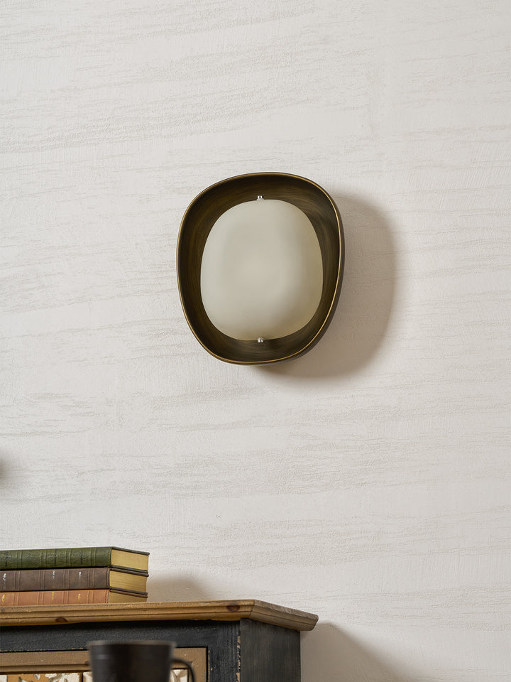 Amorphous Wall Lamp - Vakkerlight
