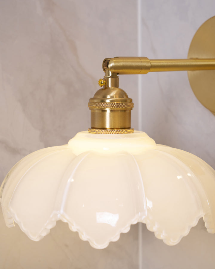 Lotus Rotatable Wall Lamp - Vakkerlight