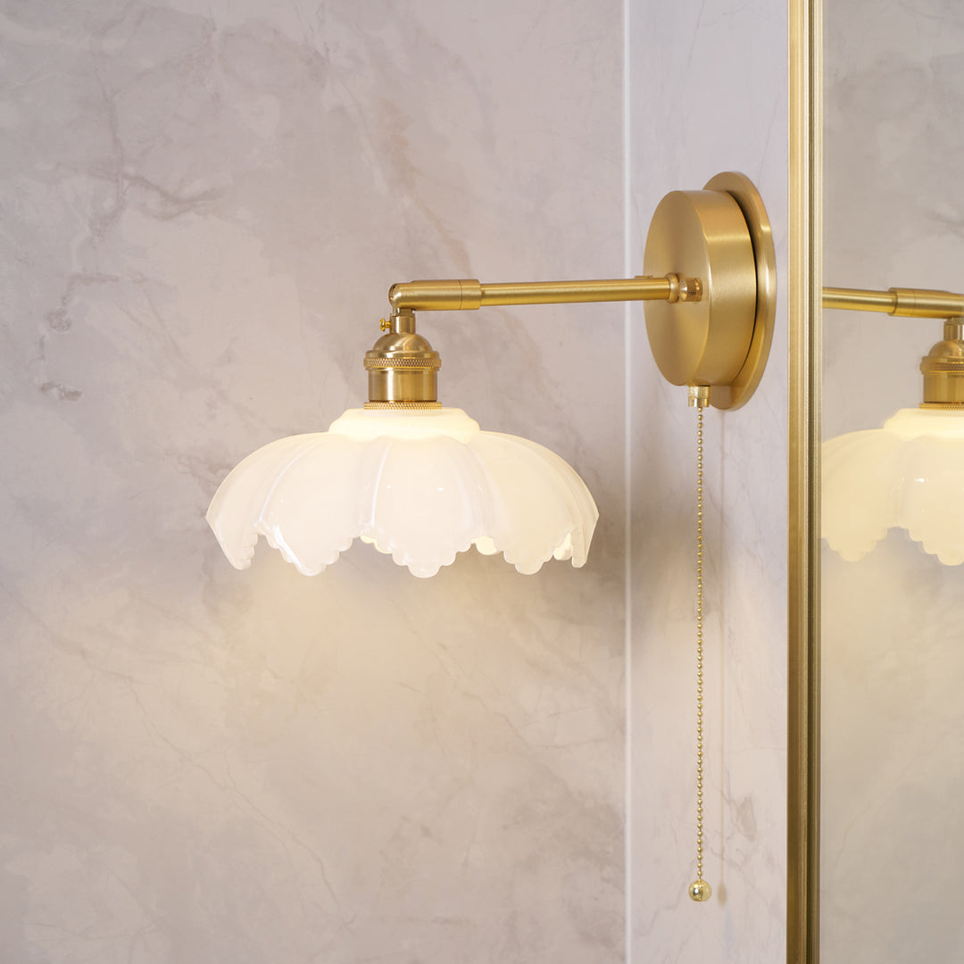 Lotus Rotatable Wall Lamp - Vakkerlight