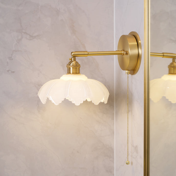 Lotus Rotatable Wall Lamp - Vakkerlight