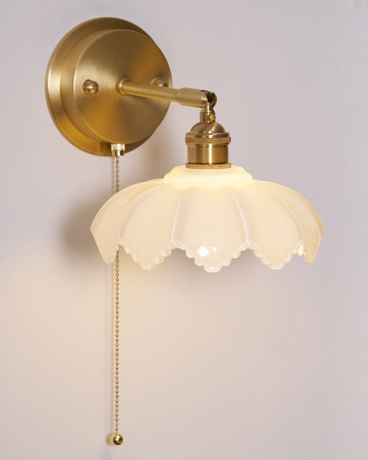 Lotus Rotatable Wall Lamp - Vakkerlight