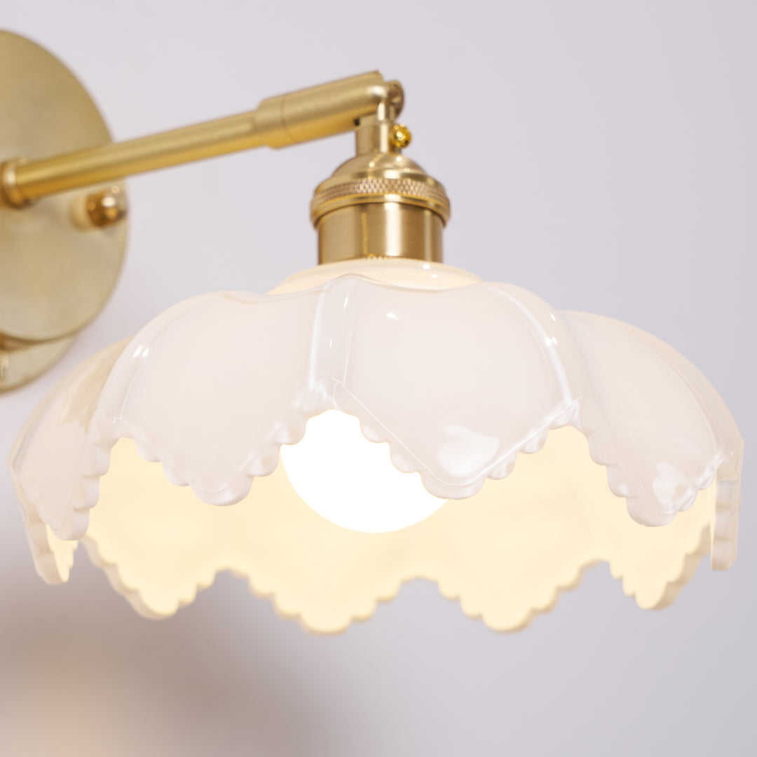 Lotus Rotatable Wall Lamp - Vakkerlight