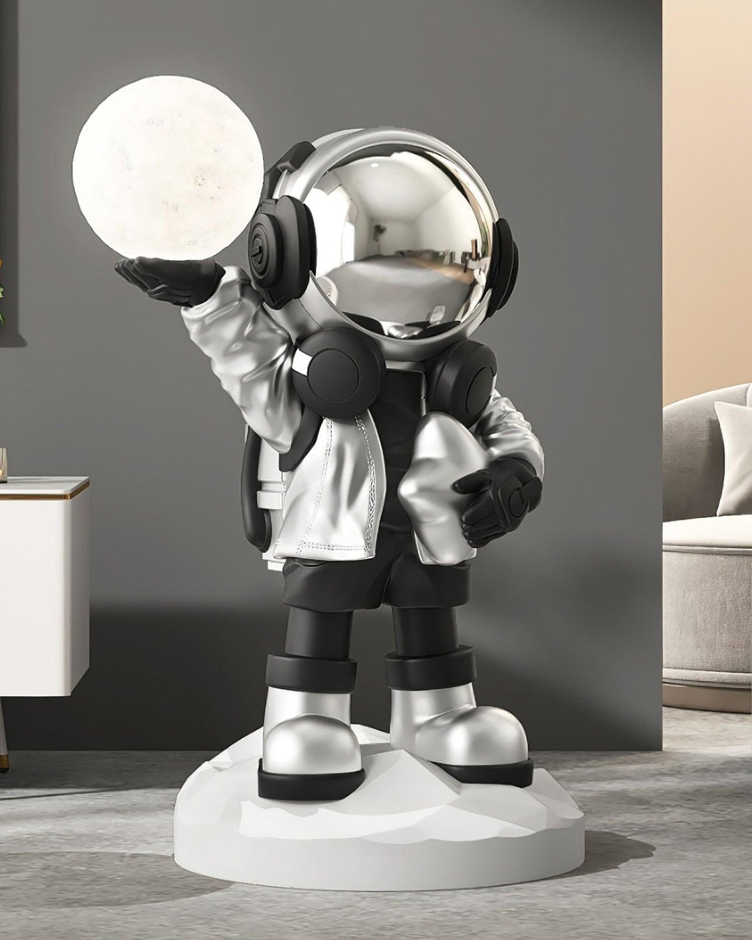 Apollo Astronaut Built-in Battery Floor Lamp - Vakkerlight