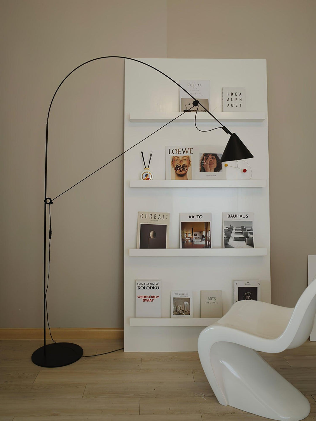 Arc Ayno Floor Lamp - Vakkerlight