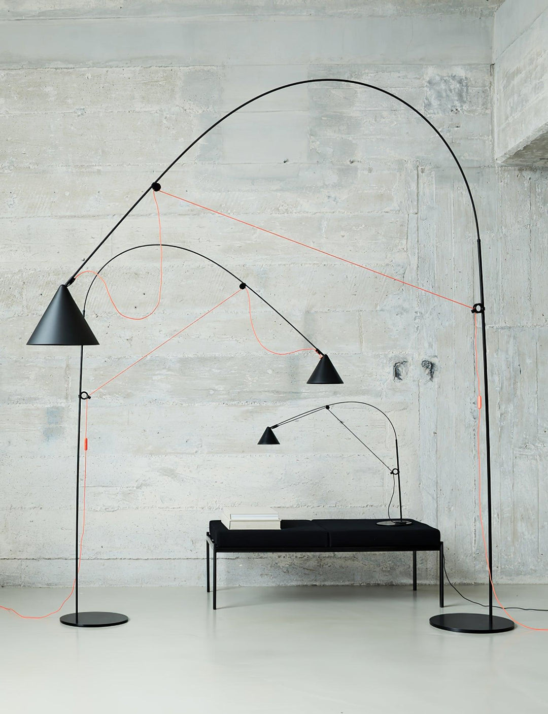 Arc Ayno Floor Lamp - Vakkerlight