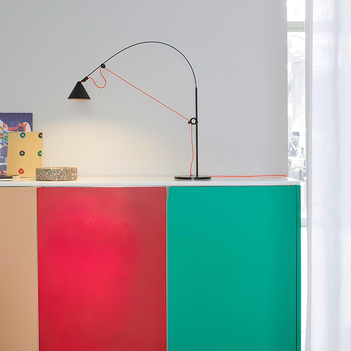 Arc Ayno Table Lamp - Vakkerlight