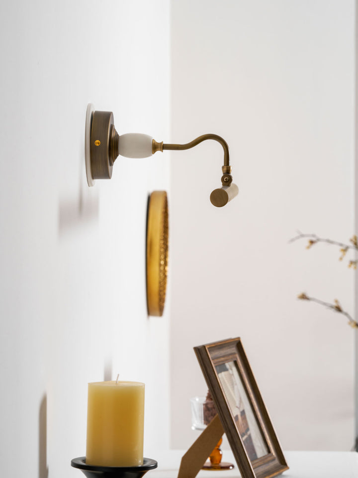 Archer Art Linear Wall Light - Vakkerlight