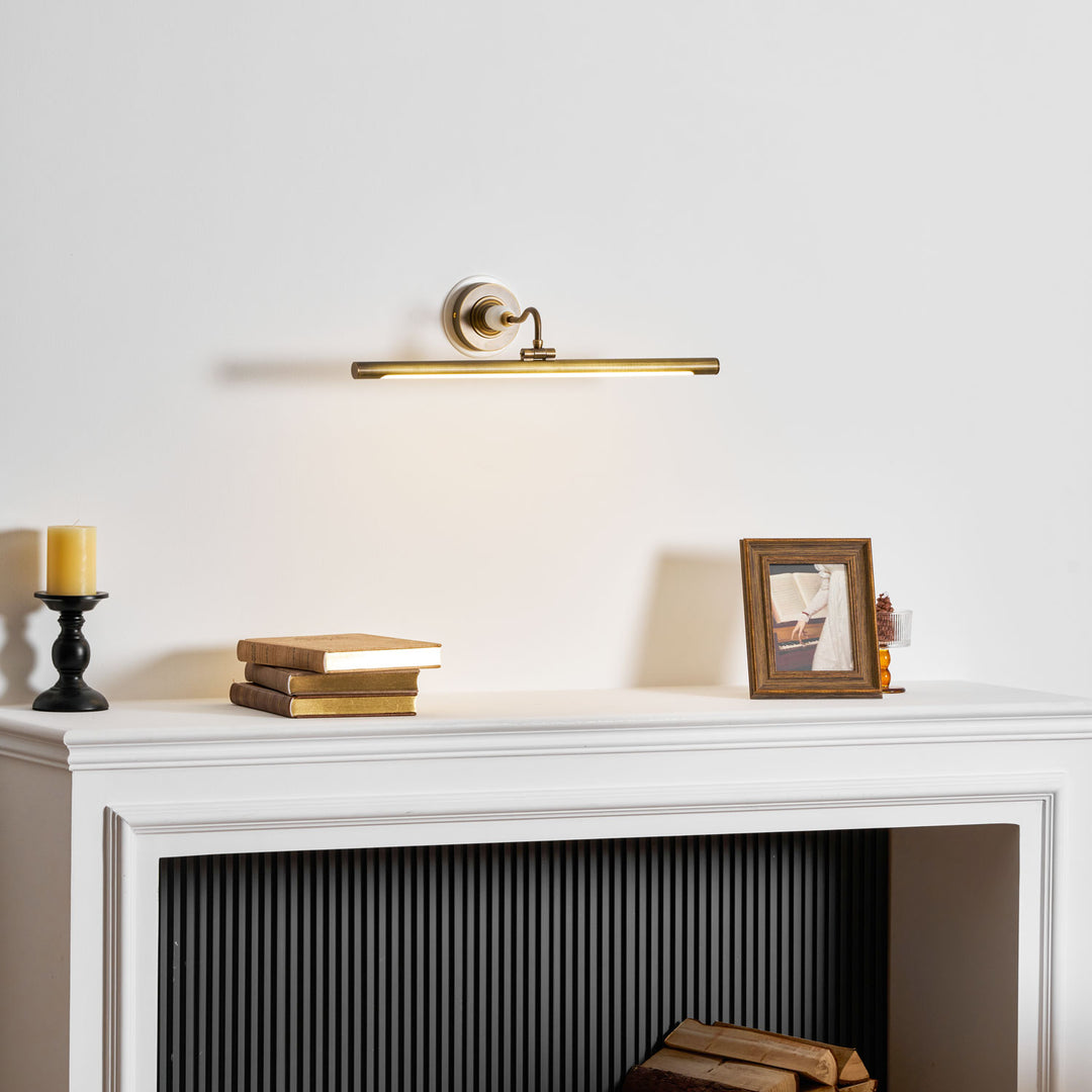 Archer Art Linear Wall Light - Vakkerlight
