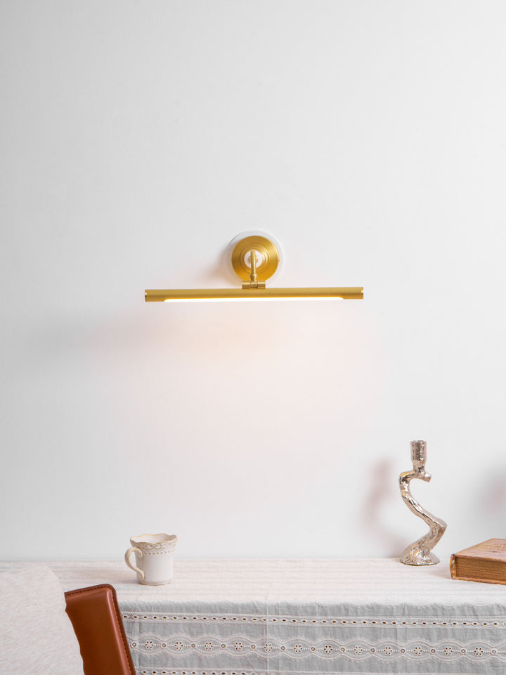 Archer Art Linear Wall Light - Vakkerlight