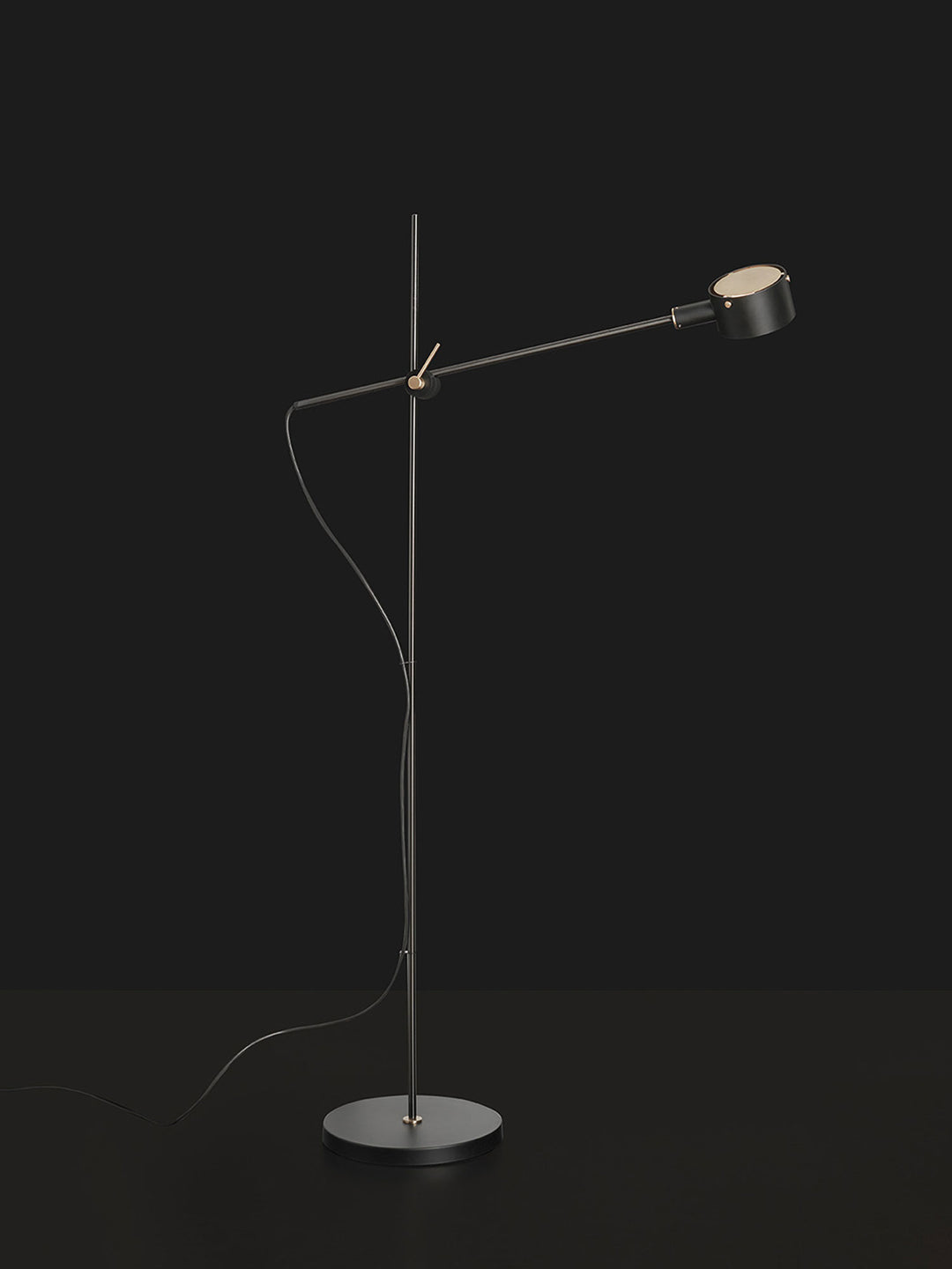Arclen Adjustable Floor Lamp - Vakkerlight