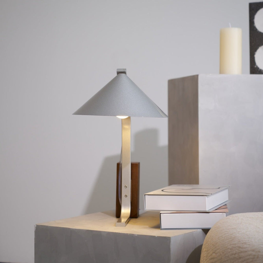 Arclune Desk Lamp - Vakkerlight