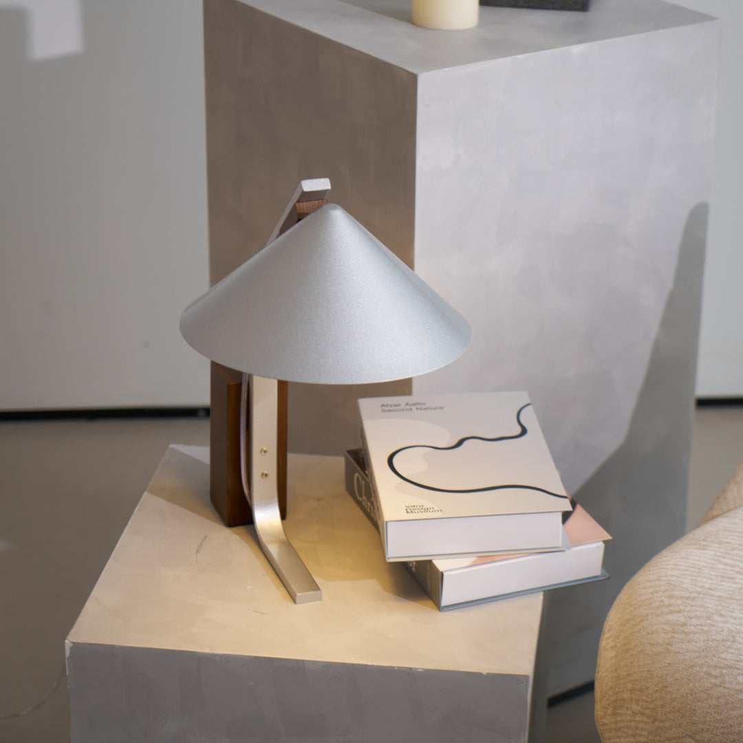 Arclune Desk Lamp - Vakkerlight