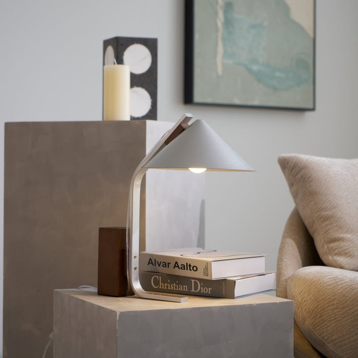 Arclune Desk Lamp - Vakkerlight
