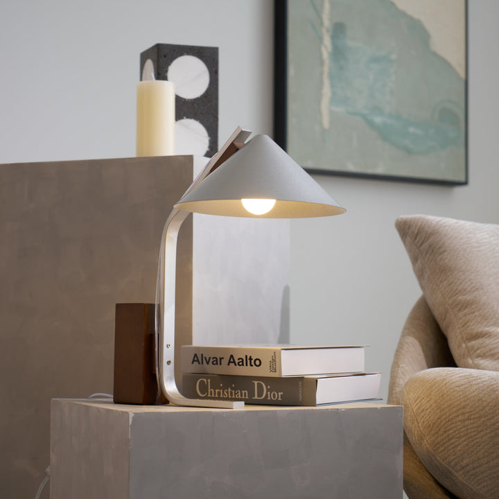 Arclune Desk Lamp - Vakkerlight