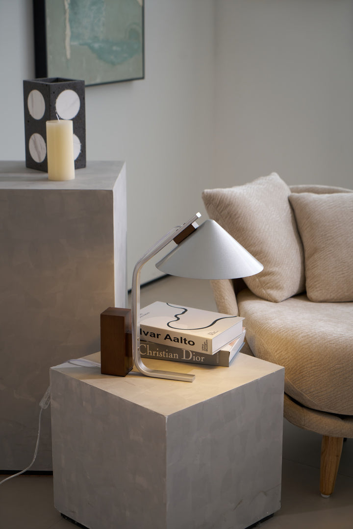 Arclune Desk Lamp - Vakkerlight