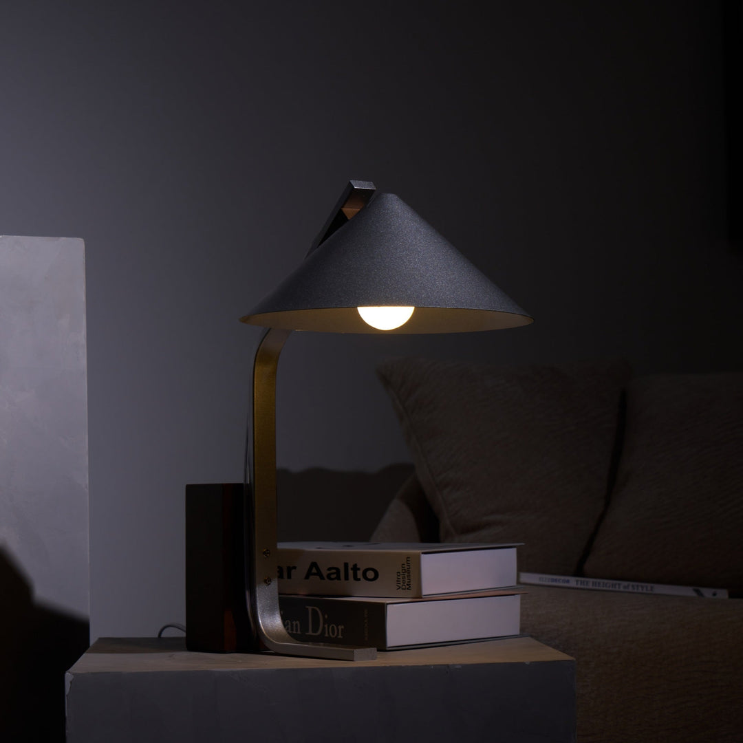 Arclune Desk Lamp - Vakkerlight