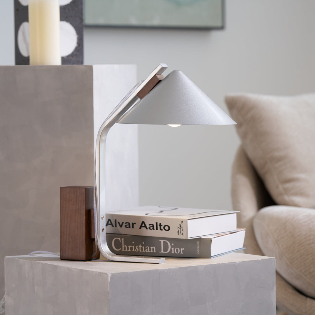 Arclune Desk Lamp - Vakkerlight