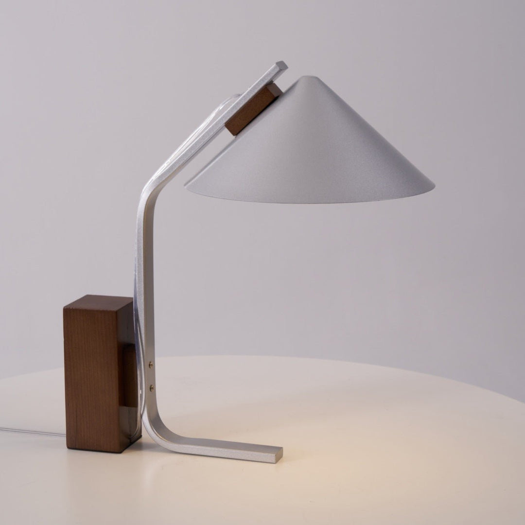 Arclune Desk Lamp - Vakkerlight