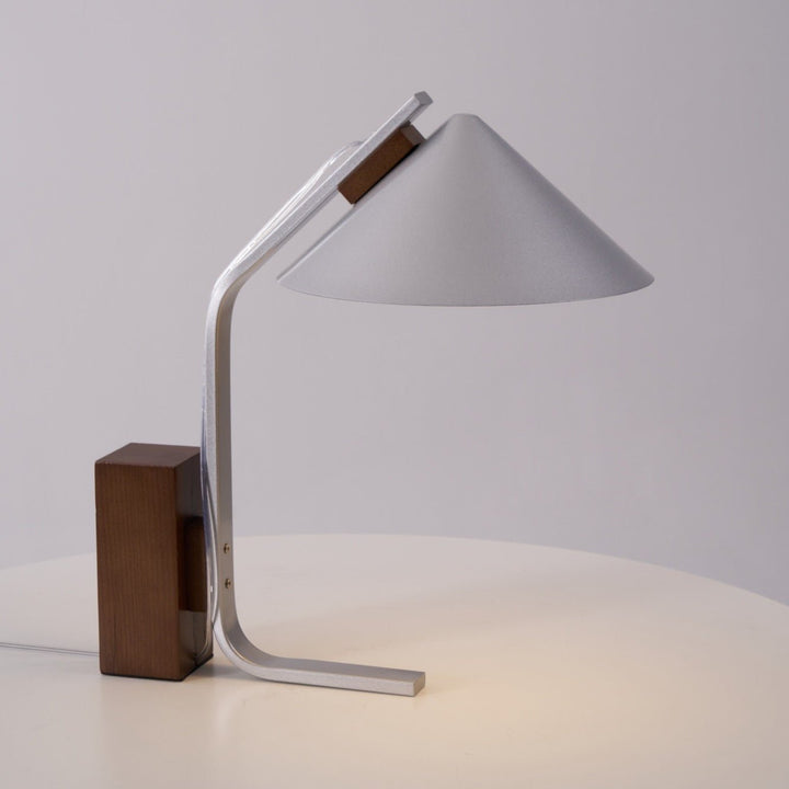 Arclune Desk Lamp - Vakkerlight