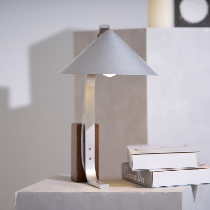Arclune Desk Lamp - Vakkerlight