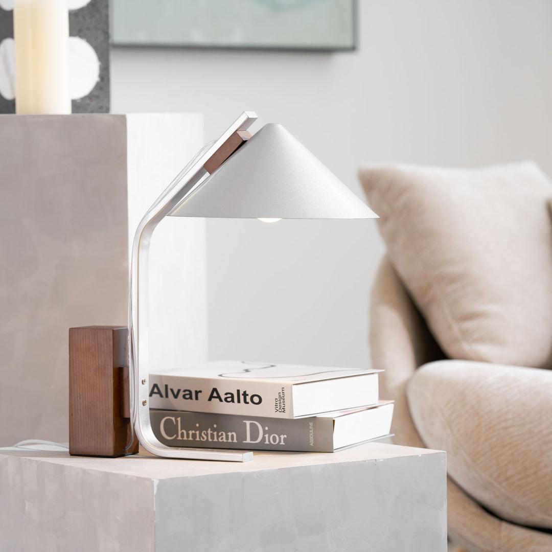 Arclune Desk Lamp - Vakkerlight