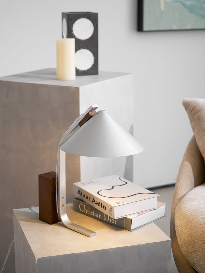Arclune Desk Lamp - Vakkerlight
