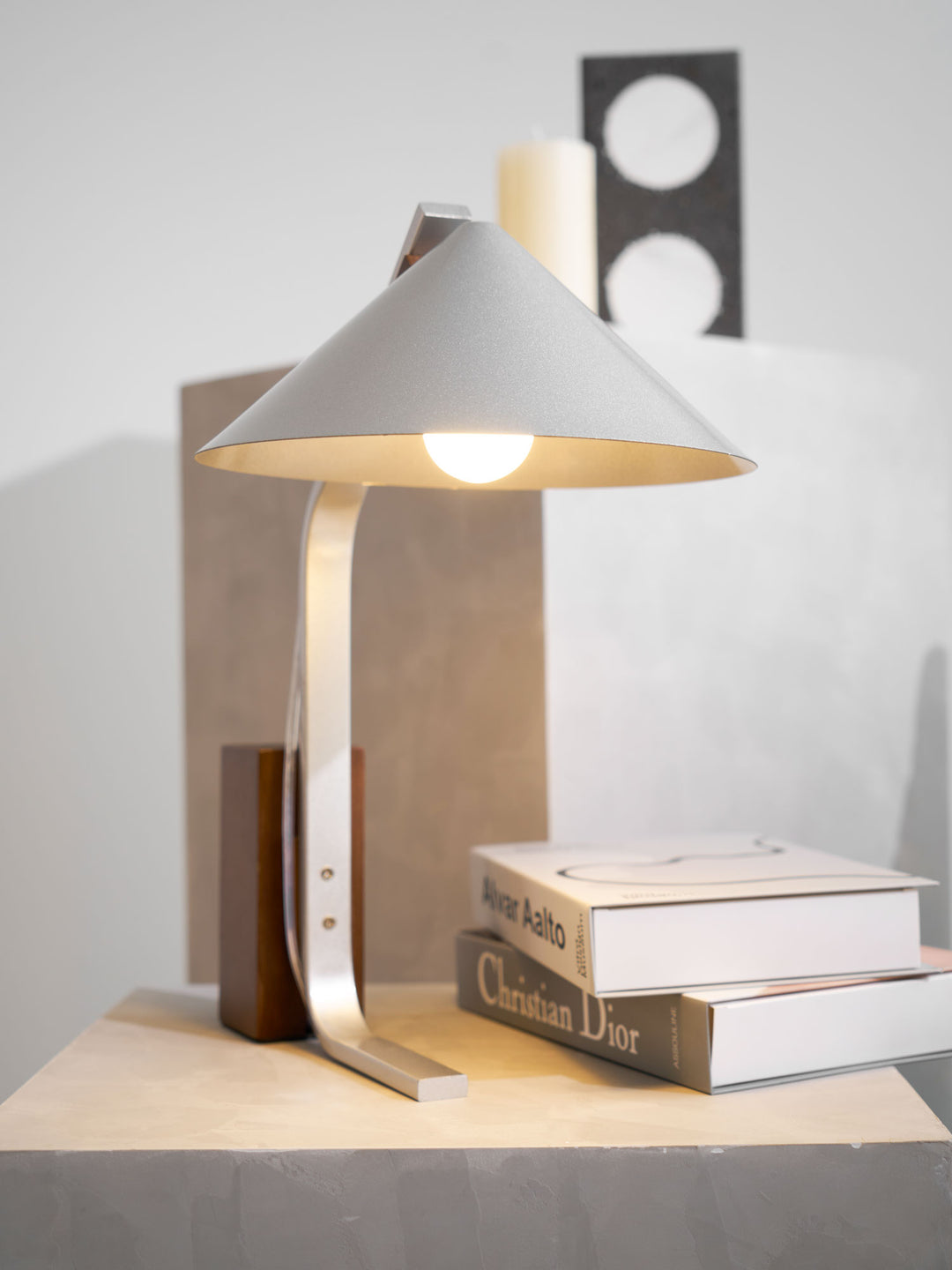Arclune Desk Lamp - Vakkerlight