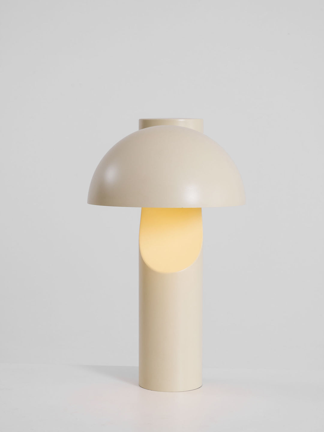 Arcora Minimalist Table Lamp
