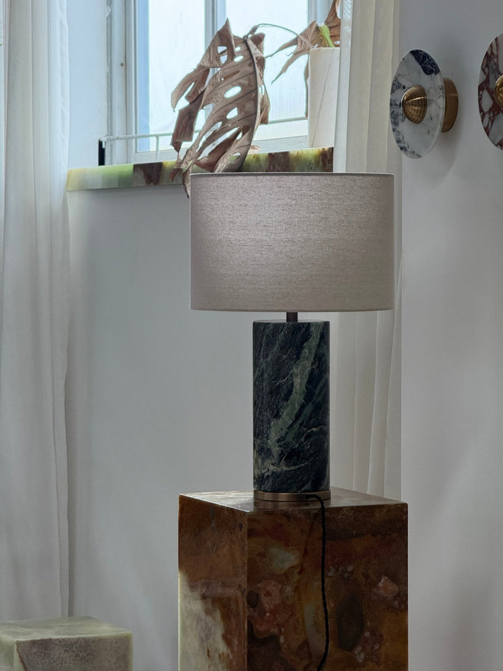 Aria Stone Table Lamp - Vakkerlight