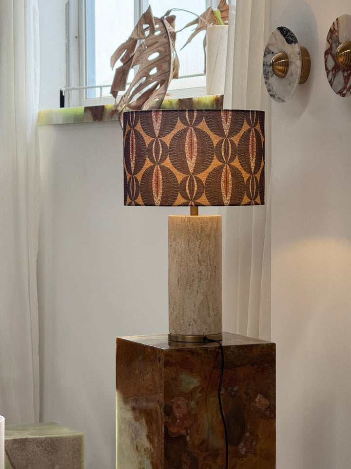 Aria Stone Table Lamp - Vakkerlight