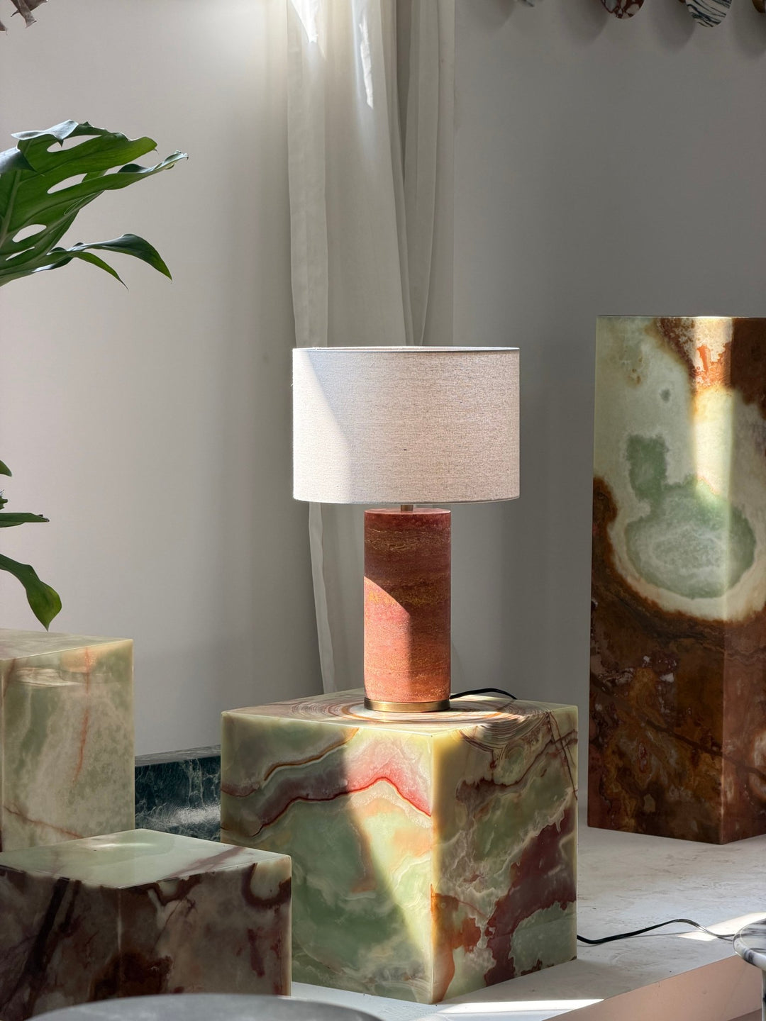 Aria Stone Table Lamp - Vakkerlight
