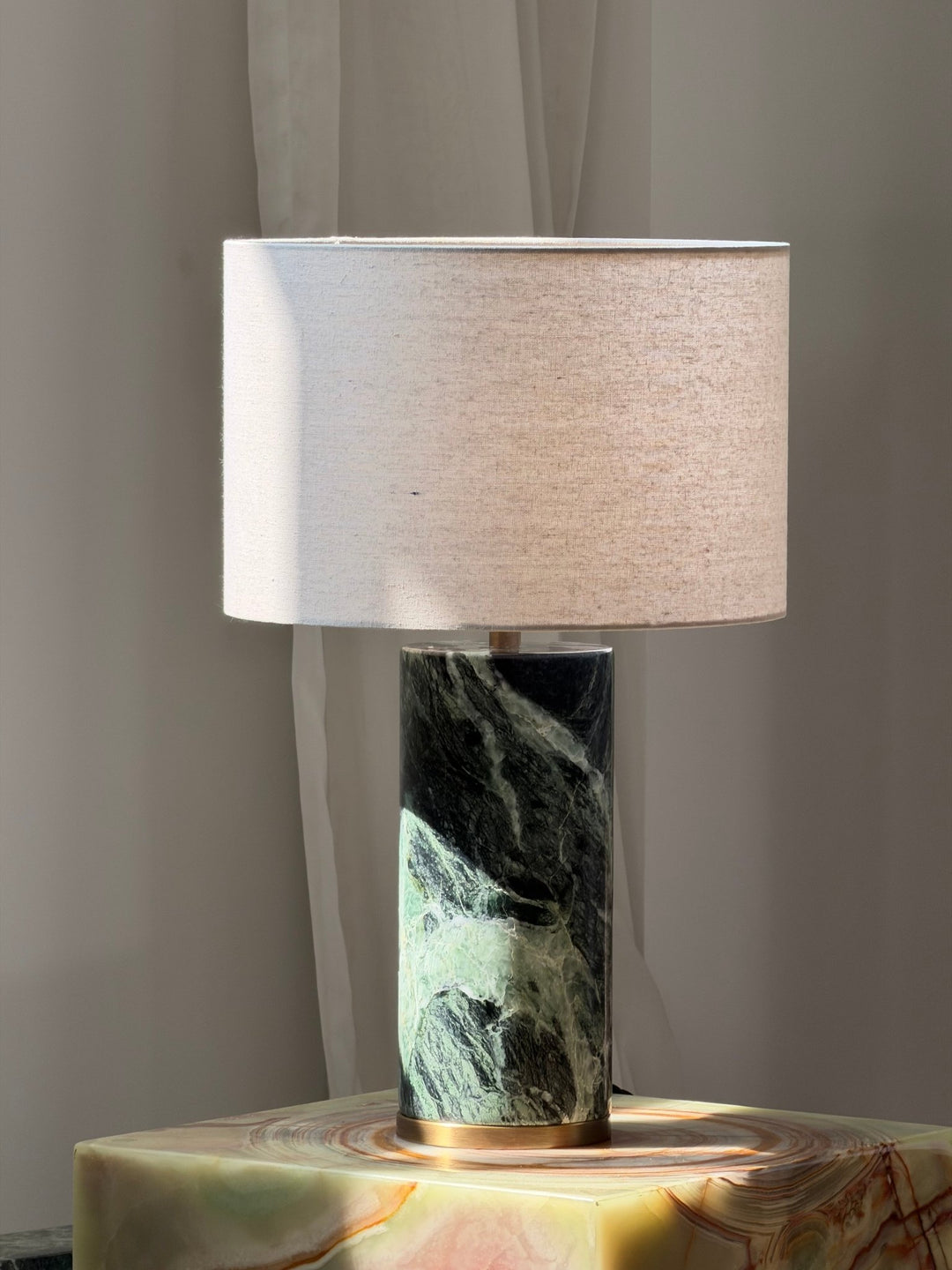 Aria Stone Table Lamp - Vakkerlight