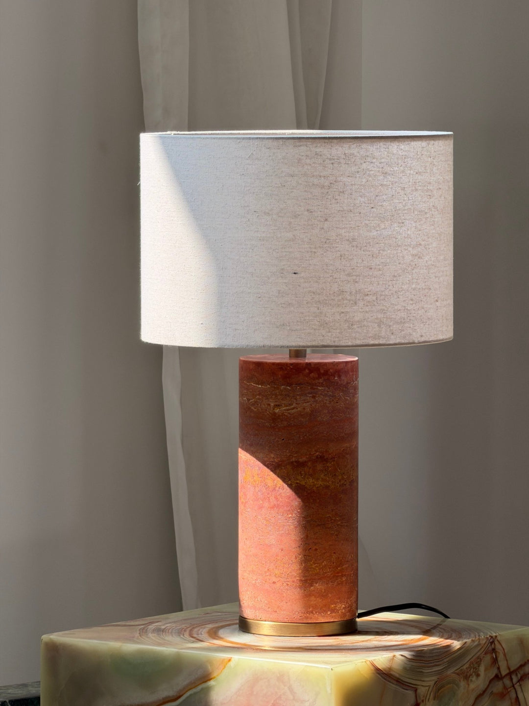 Aria Stone Table Lamp - Vakkerlight