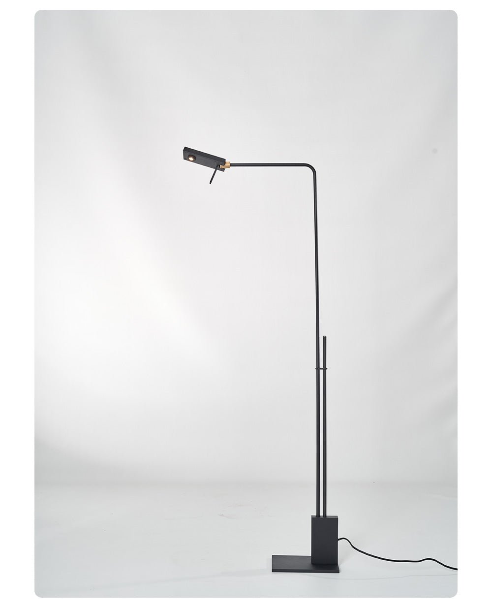 Arlen Floor Lamp - Vakkerlight