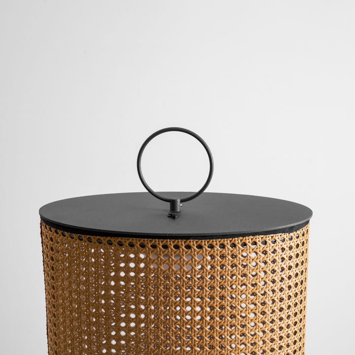 Arlette Solar Outdoor Lantern Lamp - Vakkerlight