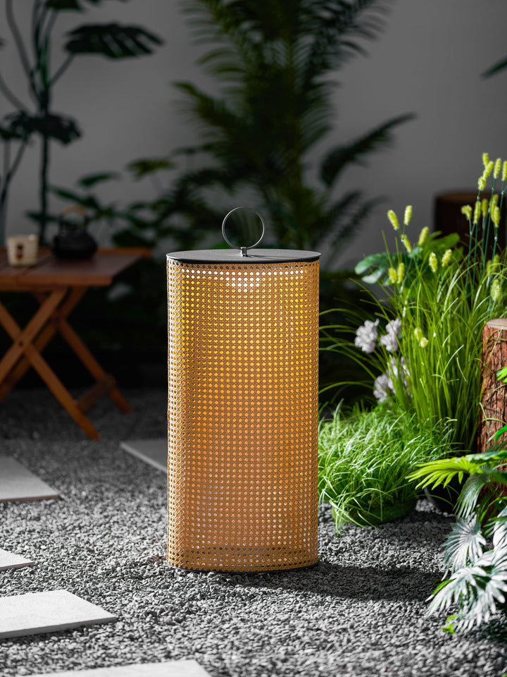 Arlette Solar Outdoor Lantern Lamp - Vakkerlight