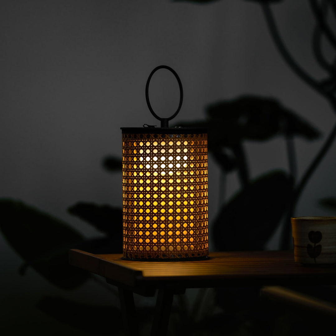 Arlette Solar Outdoor Lantern Lamp - Vakkerlight