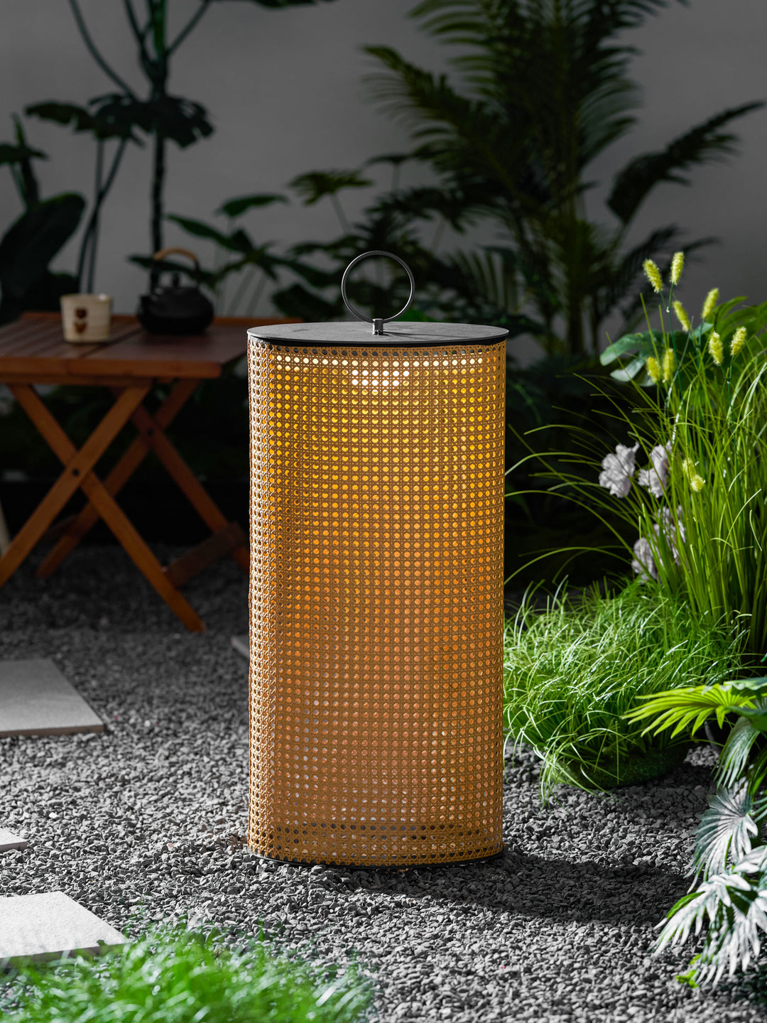 Arlette Solar Outdoor Lantern Lamp - Vakkerlight