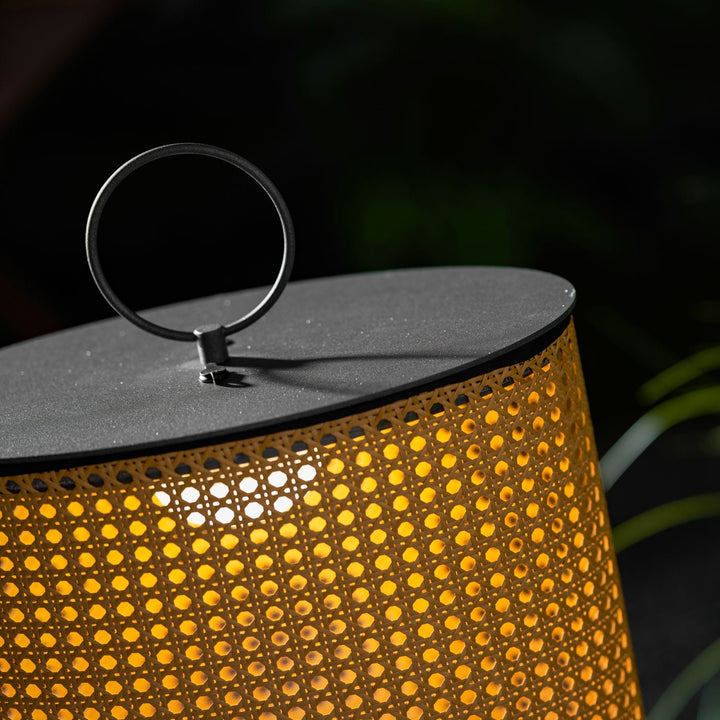 Arlette Solar Outdoor Lantern Lamp - Vakkerlight