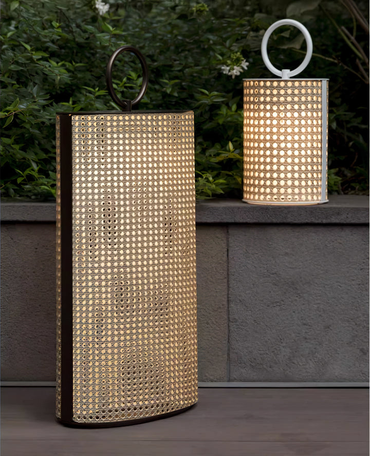 Arlette Solar Outdoor Lantern Lamp - Vakkerlight